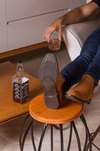 Bota Masculina Chelsea Camurça Salvatore Whisky