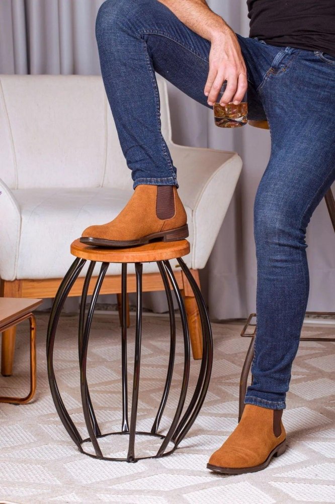 Bota Masculina Chelsea Camurça Salvatore Whisky